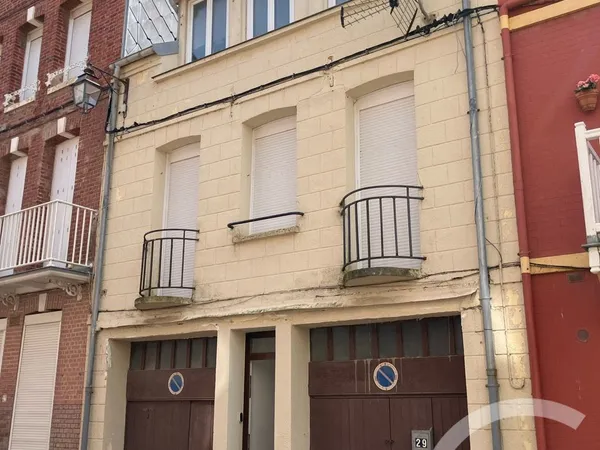 Immeuble 4 pièces 73 m²