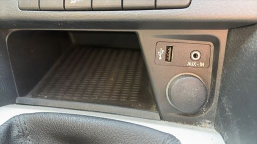 BMW X1 sDrive 18i 150 - Business – 2014 – 119432 km – Essence – Boîte Manuelle — photo 11