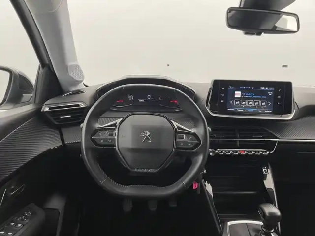 Peugeot 208 puretech 100 s&amp;s bvm6 — photo 22
