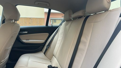 BMW Serie 1 114d 95 - Urban Chic – 2017 – 123715 km – Diesel – Boîte Manuelle — photo 30