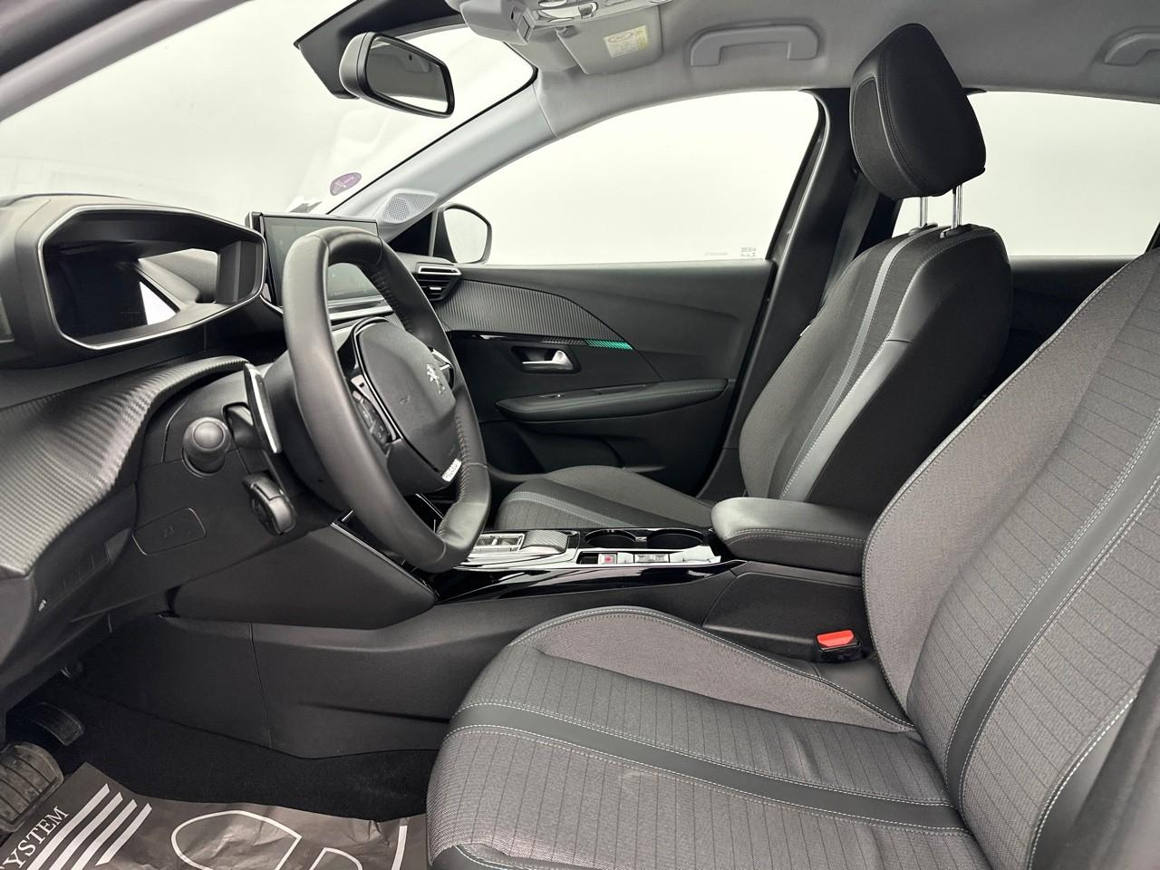 Peugeot 208 puretech 100 s&s eat8 allure pack — photo 9