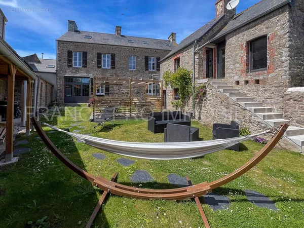 Murs et fonds maison d'hôtes dans la hague