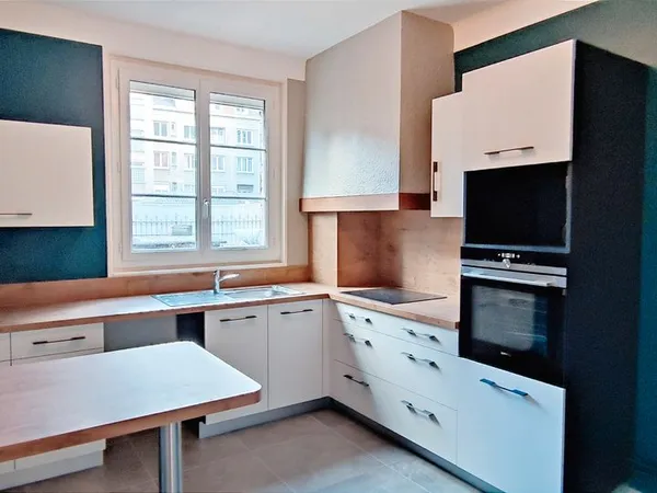 Appartement de 98m² à côté de la Mairie