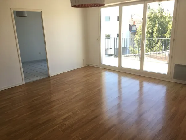 Appartement de 92m2 à louer sur Bordeaux