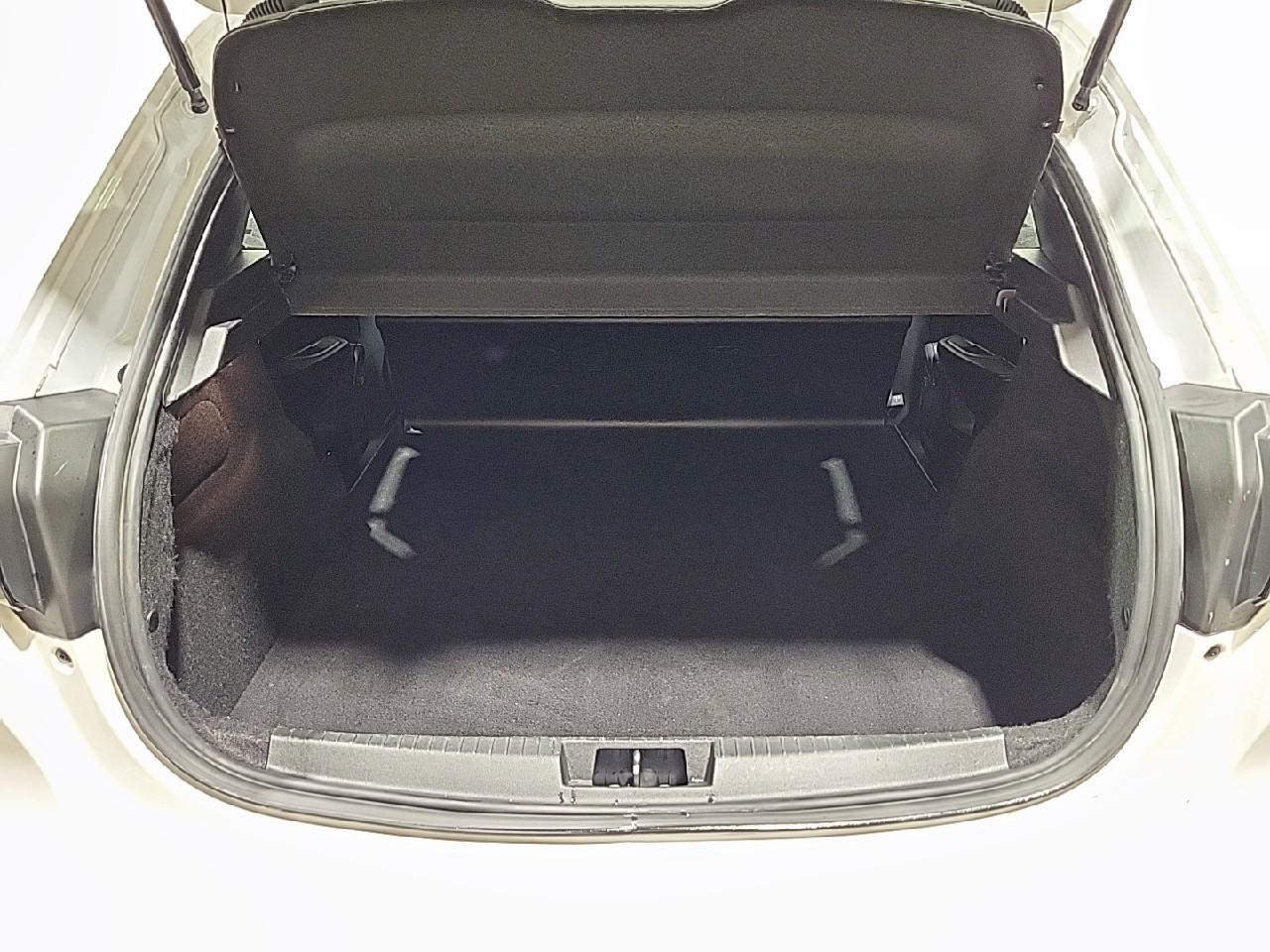 Peugeot 208 bluehdi 100 s&s bvm6 premium — photo 14