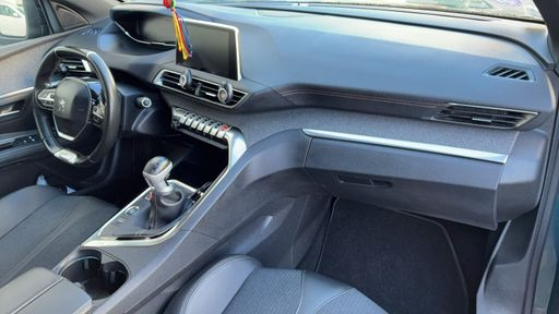 Peugeot 5008 1.2 PureTech 130 - GT Line – 2020 – 66960 km – Essence – Boîte Manuelle — photo 50
