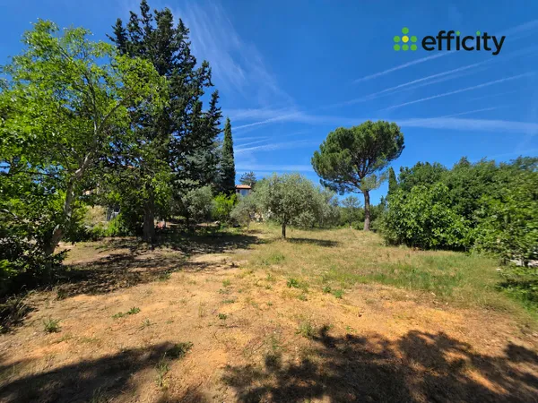 Terrain 1013 m²