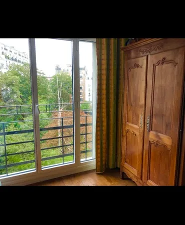 Loue chambre calme dans appartement à Neuilly