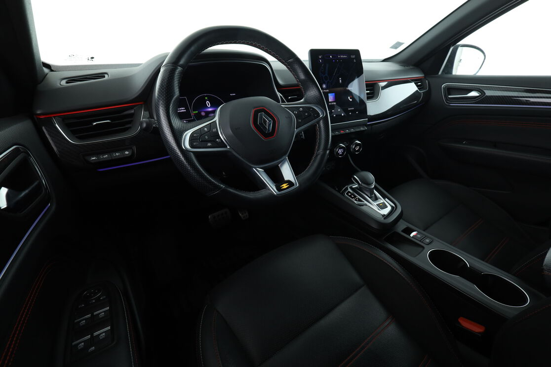 Renault Arkana 1.6 E-Tech RS Line — photo 10
