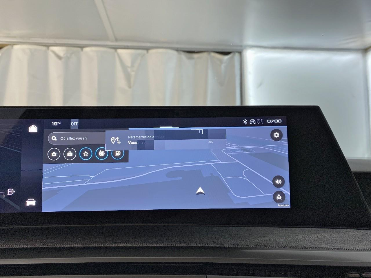 Peugeot 5008 hybrid 145 ch e-dcs6 allure — photo 14