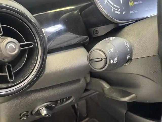 Mini Mini cabriolet cooper 136 ch dkg7 — photo 103