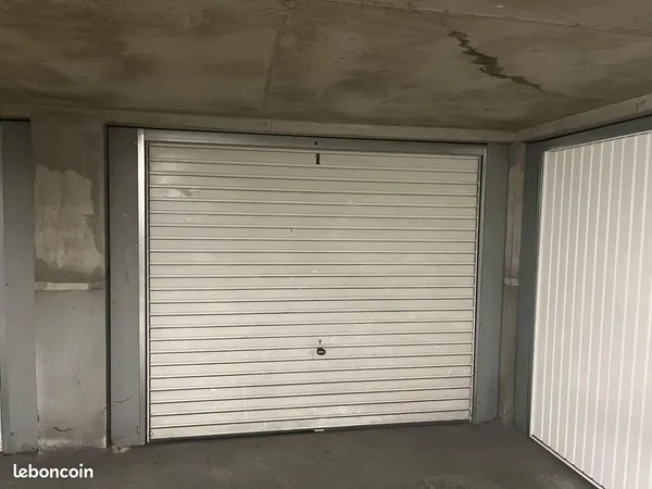 Garage/box 14 m² Grenoble