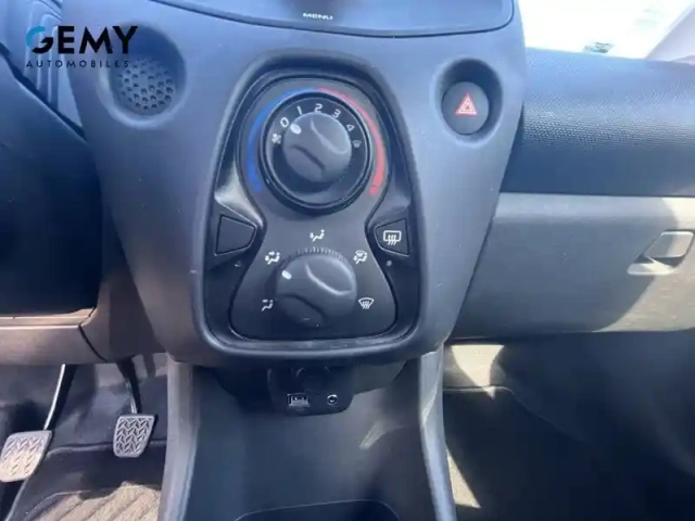 Citroën C1 vti 72 s&amp;s — photo 13