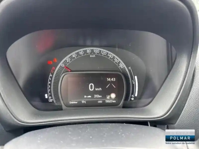 Toyota Aygo X 1.0 vvt-i 72ch air design — photo 10