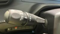 Peugeot 2008 1.2 PureTech 100ch S&S Allure — photo 23