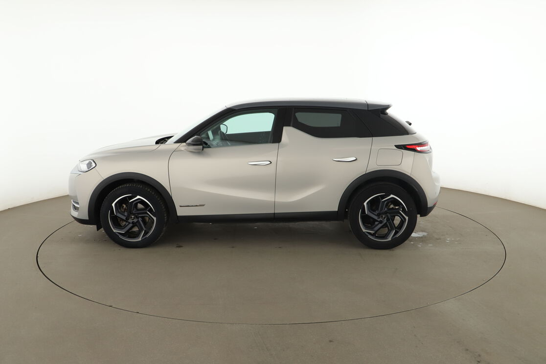 DS Automobiles DS3 Crossback 1.5 Blue-HDi Toits de Paris EAT8 — photo 2