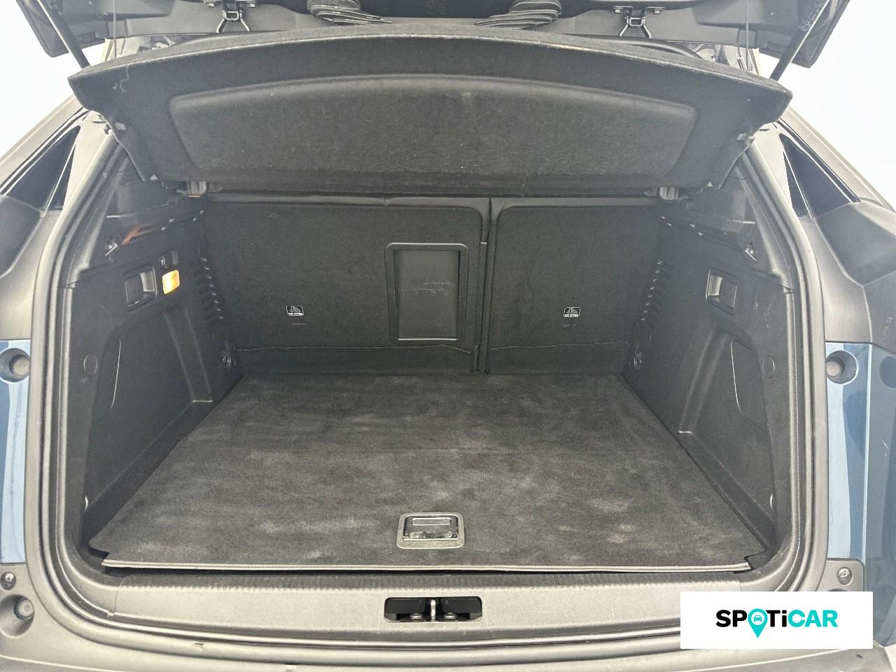 Peugeot 3008 plug-in hybrid4 300ch gt e-eat8 — photo 6
