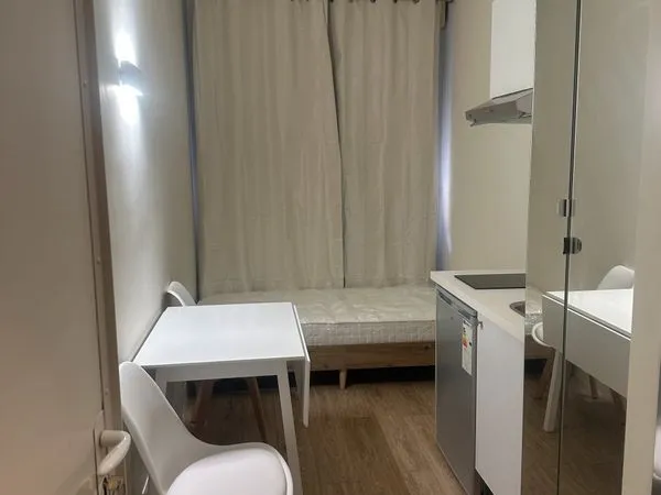 🏡 Chambre de service rénovée et meublée - Paris 16e - Idéale étudiant(e) DauphinE