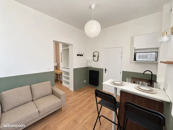 Beau studio meublé TOUTES charges inclues
