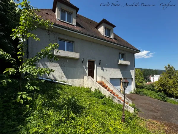 Maison 5 pièces 225 m²