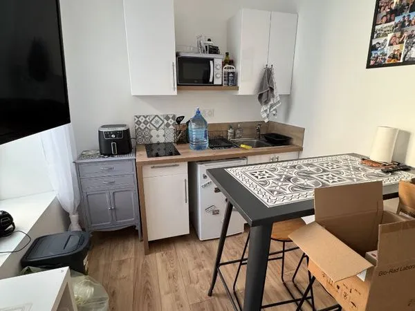 Studio 1 pièce 18 m²