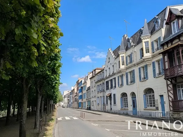 Grand studio avec mezzanine – Dernier étage – Poissy