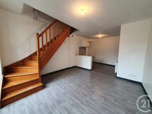 Bâtiment 182 m²