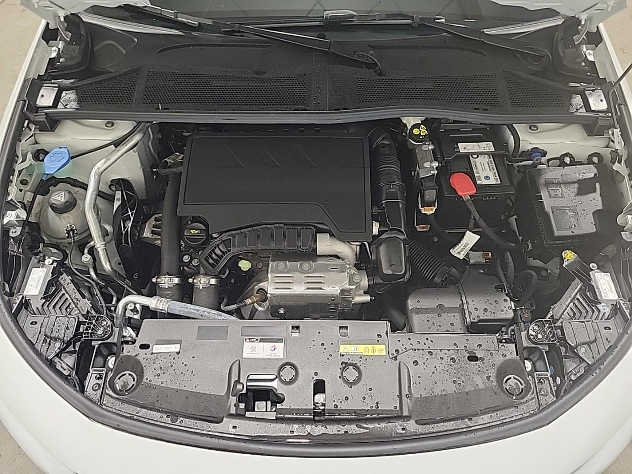 Peugeot 308 puretech 110ch s&s bvm6 active pack — photo 15