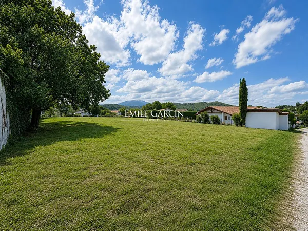 À vendre - Terrain - Saint Pée Sur Nivelle - plein sud - vue Rhune