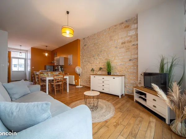 Location meublé 60m² - F3 pièces - Appartement Centre ville Gare