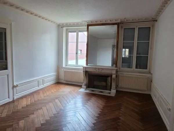 LUNEVILLE Appartement 3 pièces 100 m2