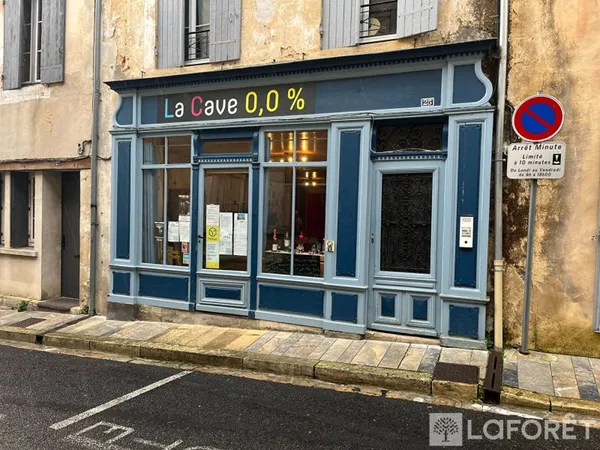 Local commercial 2 pièces 34 m²
