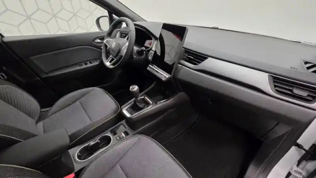 Renault Captur eco-g 100 ch — photo 37