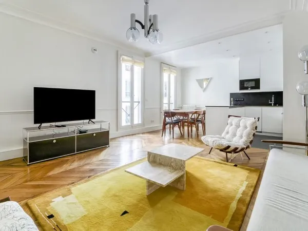 Rue de Chateaudun - PARIS 9e