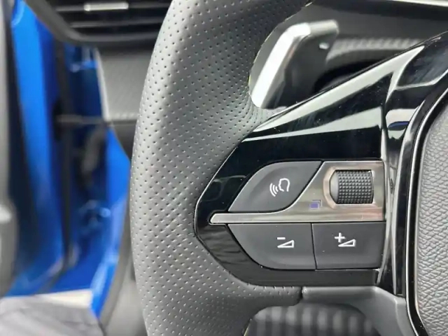 Peugeot 208 hybrid 110 e-dcs6 — photo 54