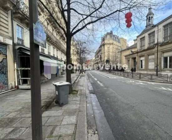 Commerce beauté/coiffure 55 m²