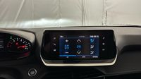 Peugeot 2008 1.2 PureTech 100ch S&S Allure — photo 26