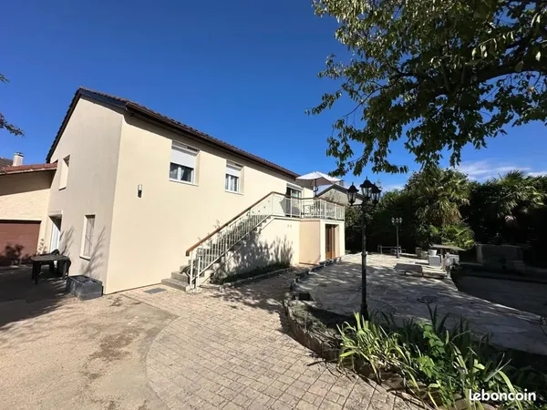 Maison 6 pièces 190 m²
