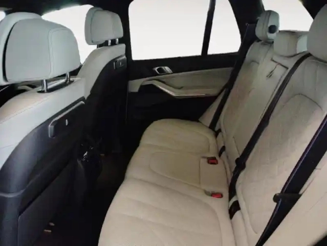 Bmw X5 xdrive50e 489ch m sport — photo 11