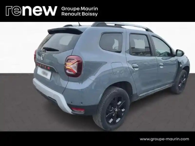 Dacia Duster 1.0 eco-g 100ch journey + 4x2 — photo 4
