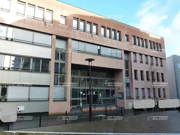 Bureaux 612 m²