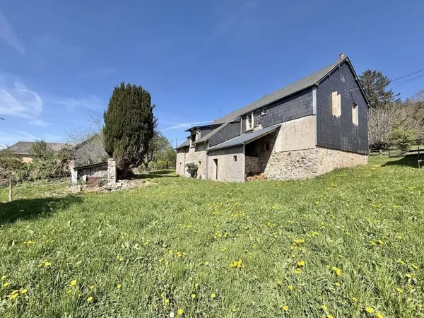 Deux maisons à vendre au coeur du Morvan, Arleuf