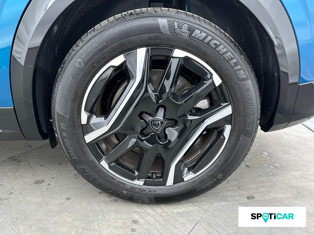 Peugeot 3008 electrique 210ch front 4x2 std gt — photo 11