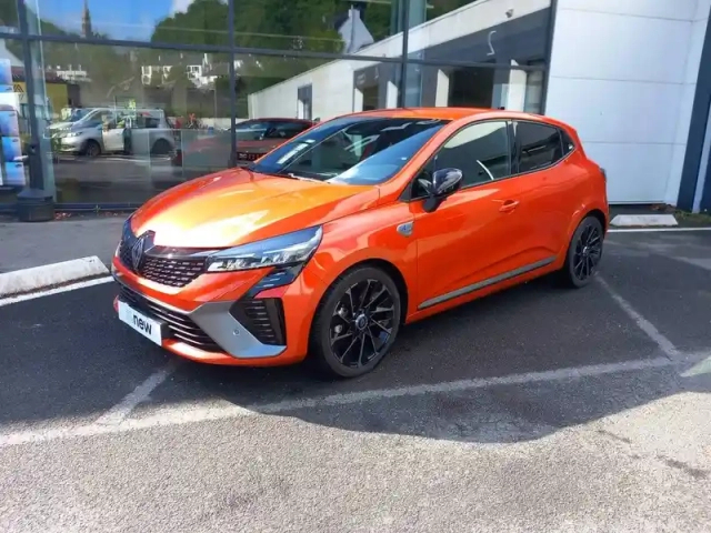 Renault Clio e-tech full hybrid 145