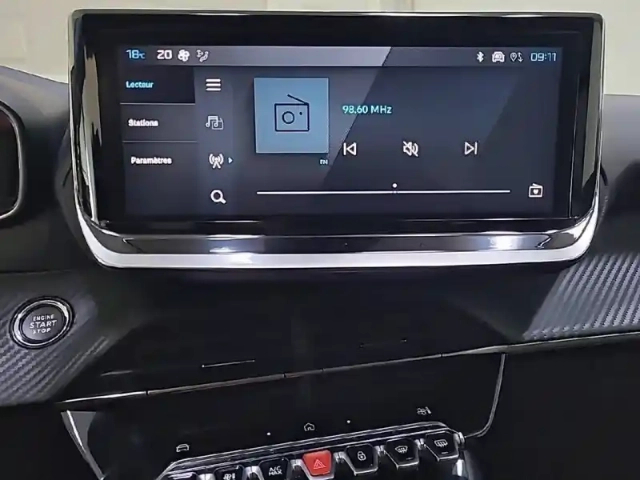 Peugeot 208 puretech 100 s&amp;s bvm6 — photo 19