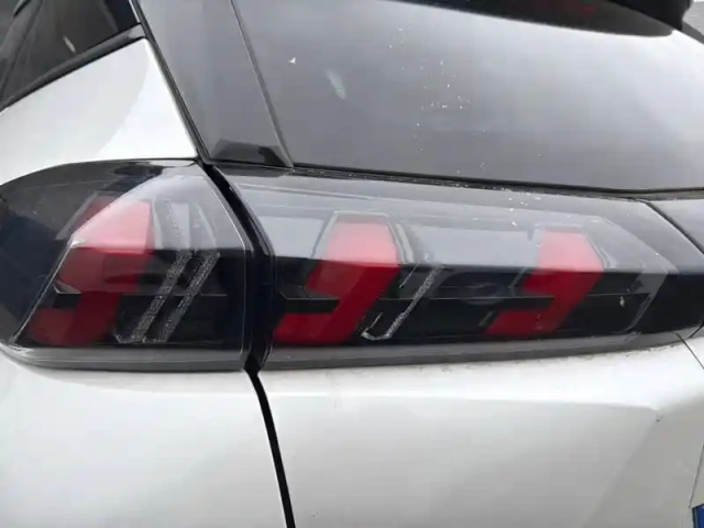 Peugeot 2008 bluehdi 130 s&amp;s eat8 — photo 65
