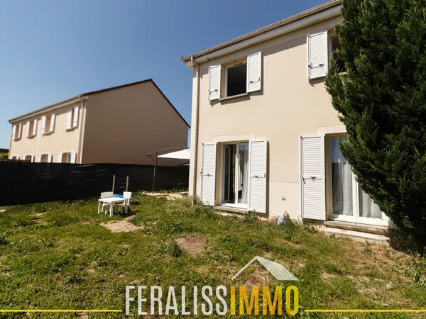 Maison 3 chambres avec garage !