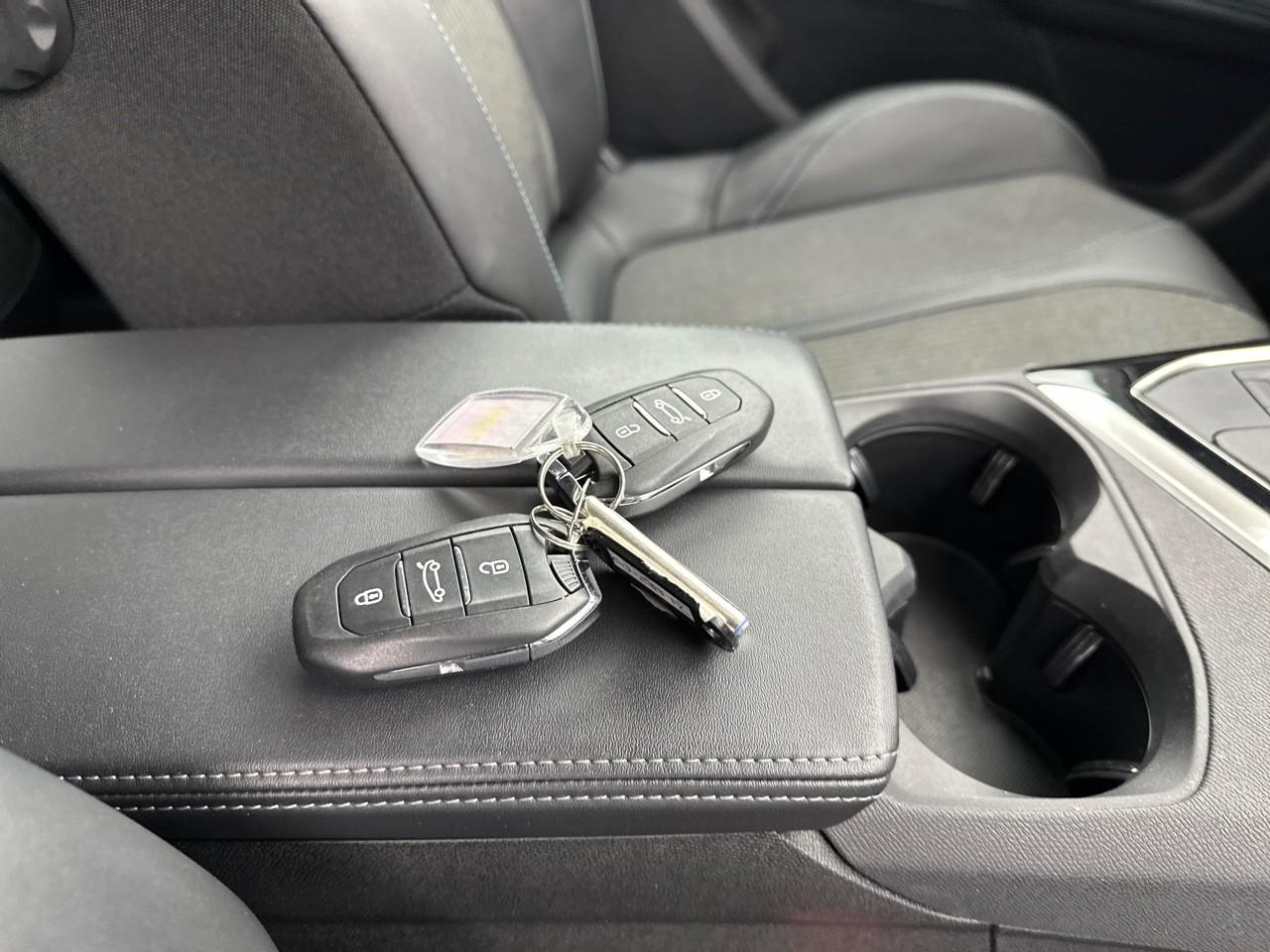 Peugeot 3008 puretech 130ch s&s bvm6 allure pack — photo 31
