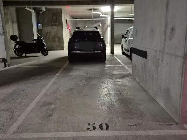 Place de parking sécurisée - Châtenay-Malabry - Résidence 2020 - Boxable & Électrifiable