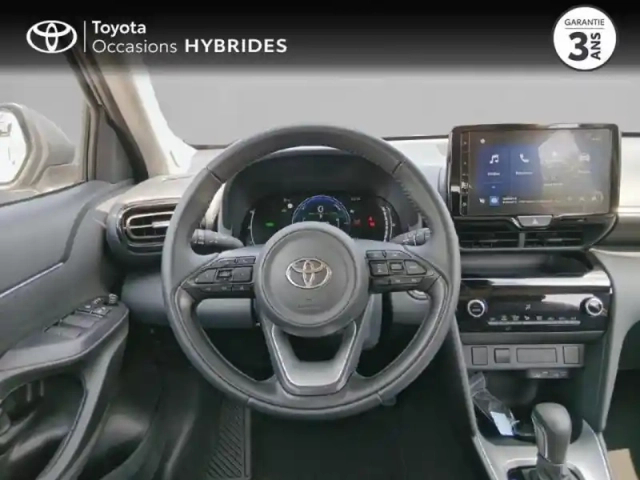 Toyota Yaris cross 116h dynamic my25 — photo 9